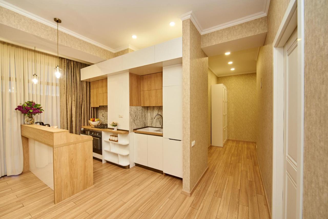 Apartment By The River Tbilisi Esterno foto