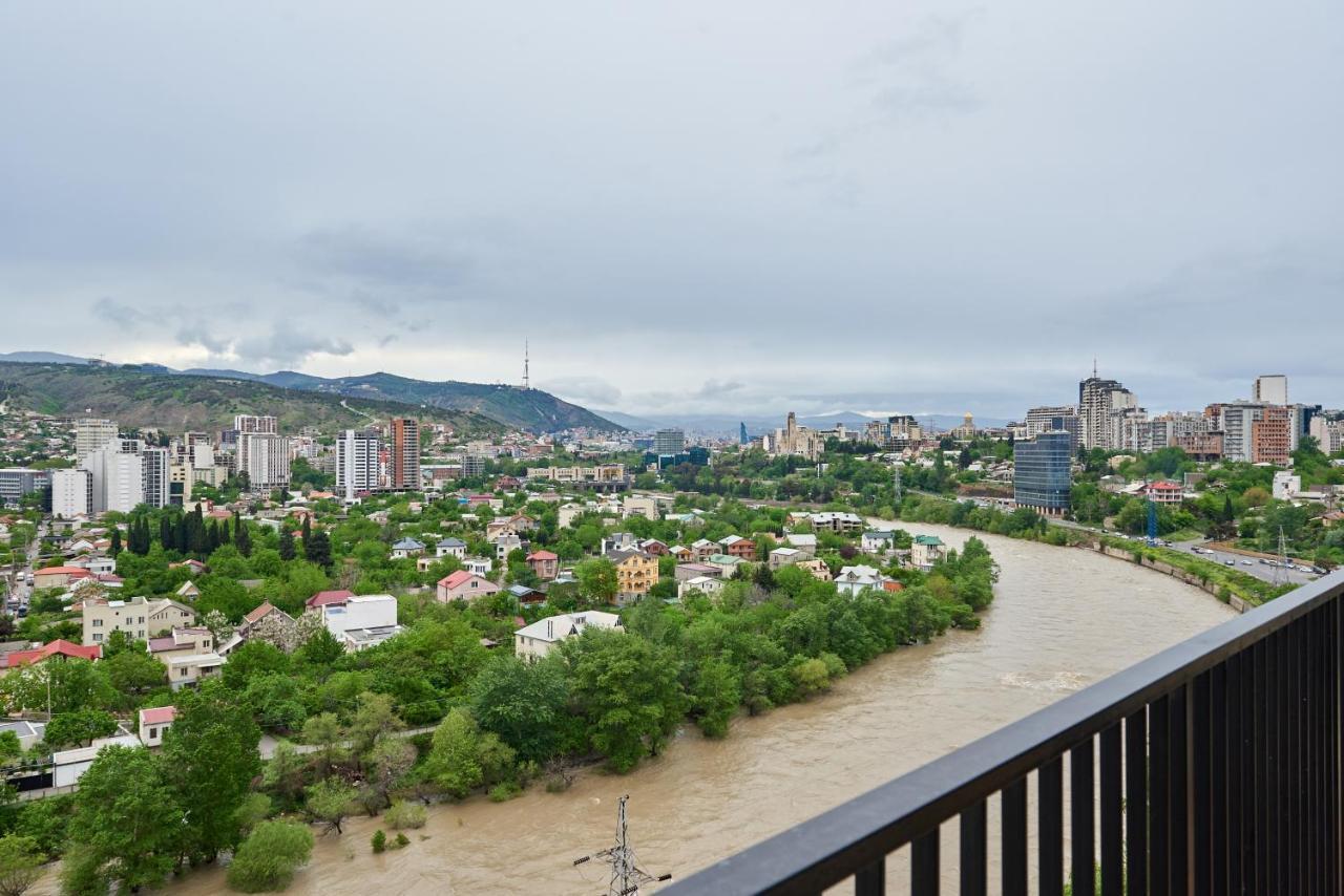 Apartment By The River Tbilisi Esterno foto
