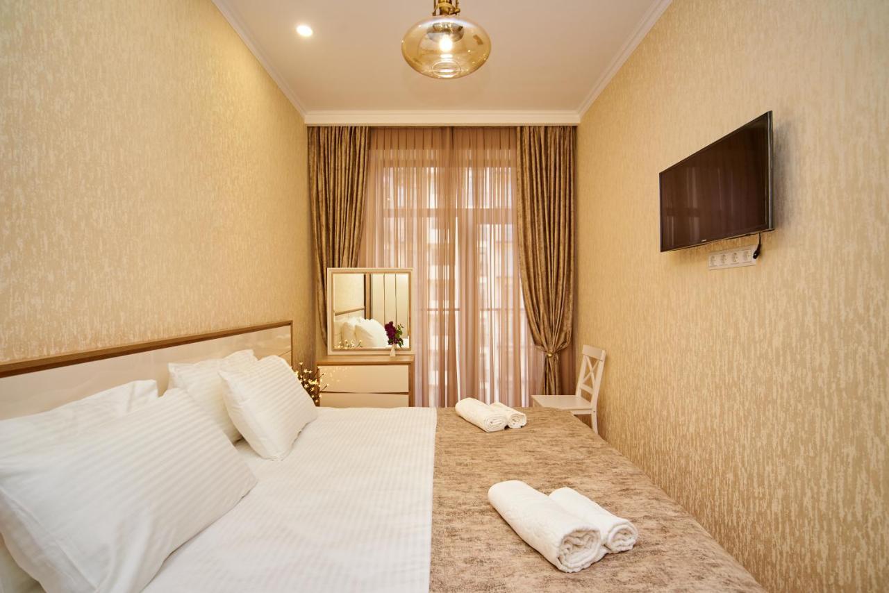 Apartment By The River Tbilisi Esterno foto