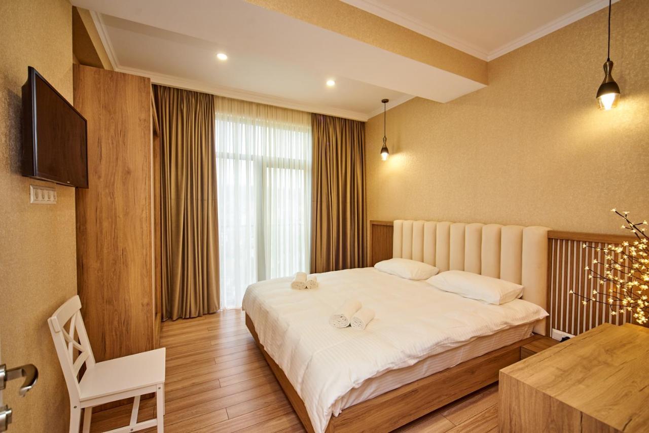 Apartment By The River Tbilisi Esterno foto
