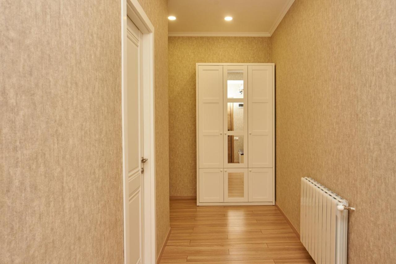 Apartment By The River Tbilisi Esterno foto
